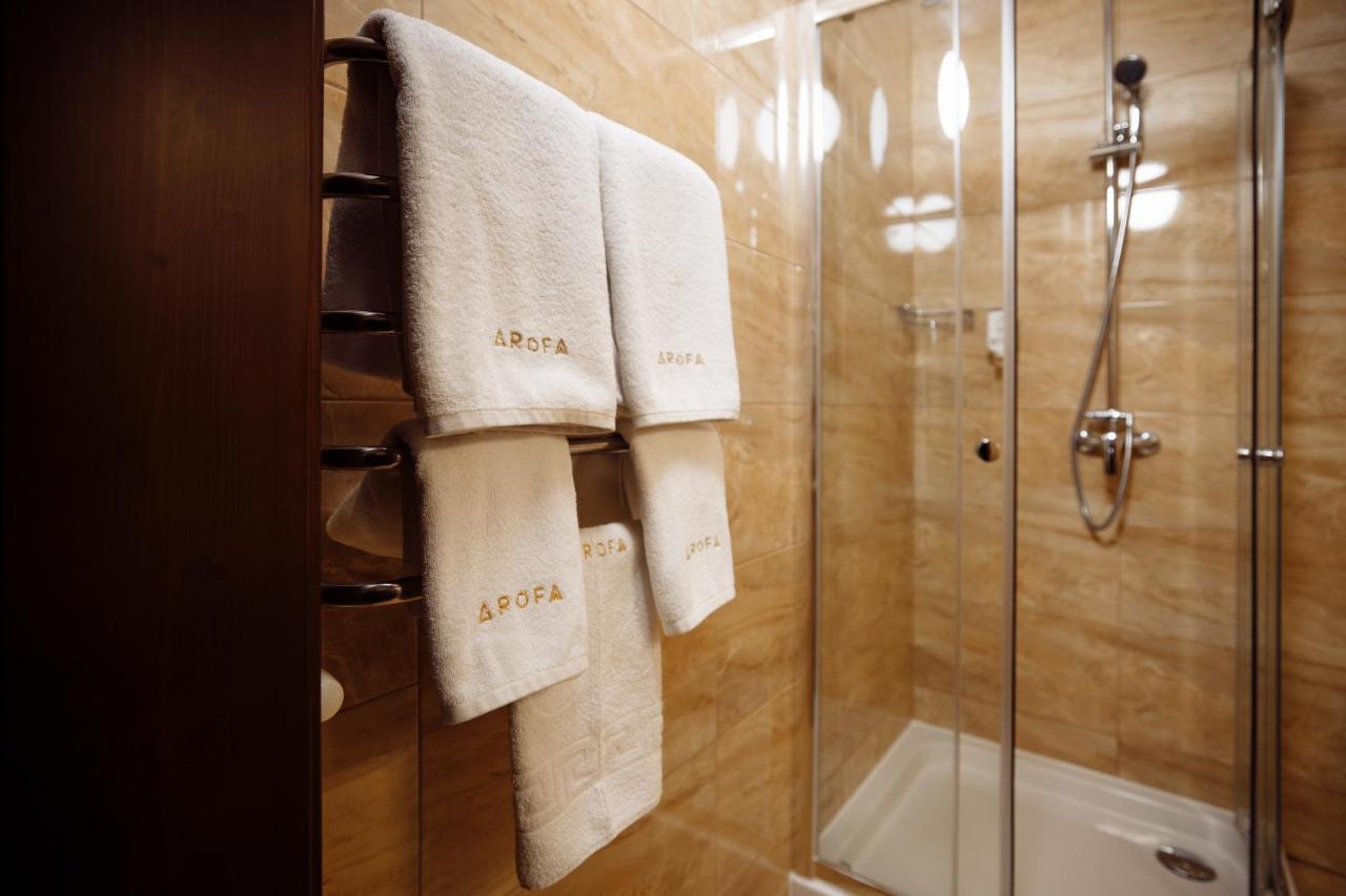 Private Rooms In Hotel Lift 1R بوكوفِل المظهر الخارجي الصورة